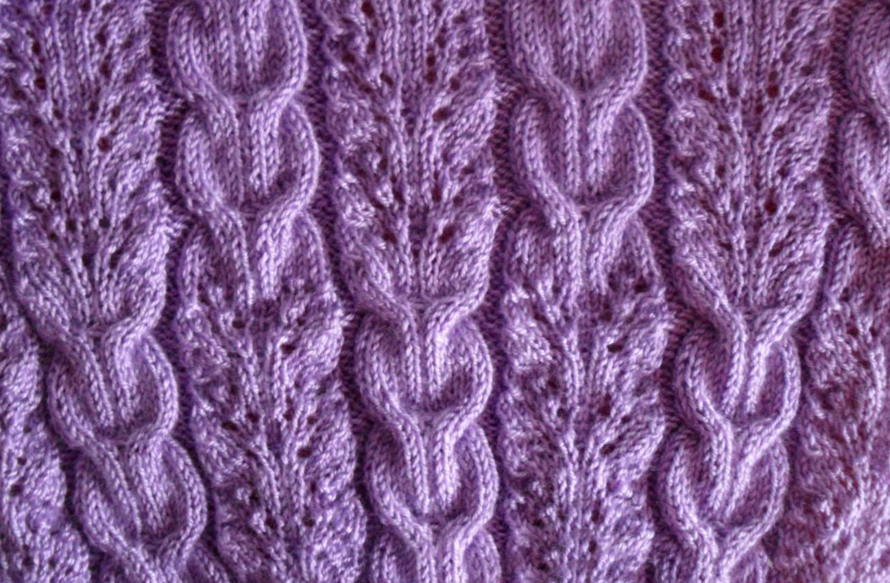Lace-and-Braids-Ribbed-Knitting-Stitch