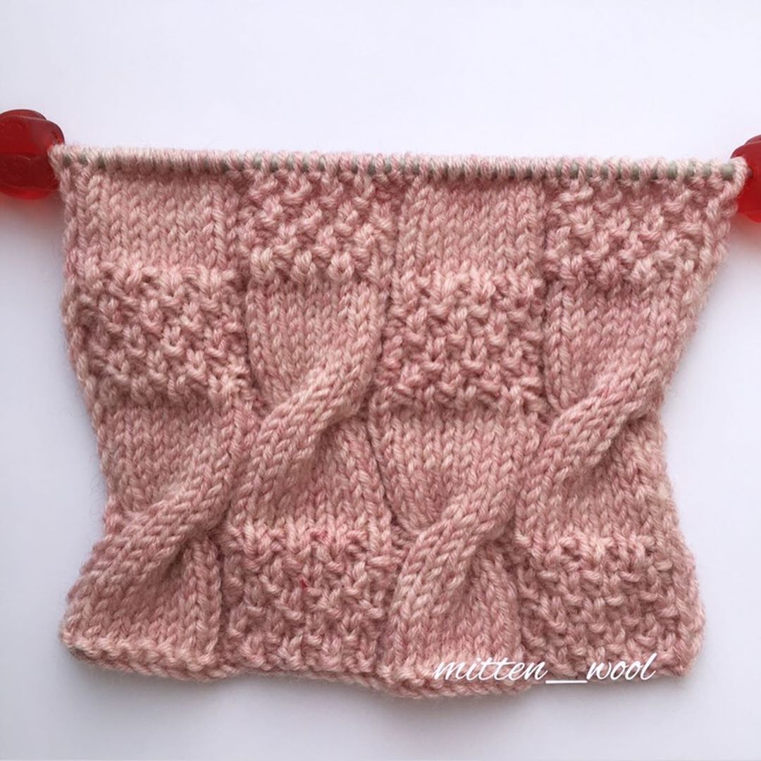 free knitting stitch for an easy cable and seed stitch pattern