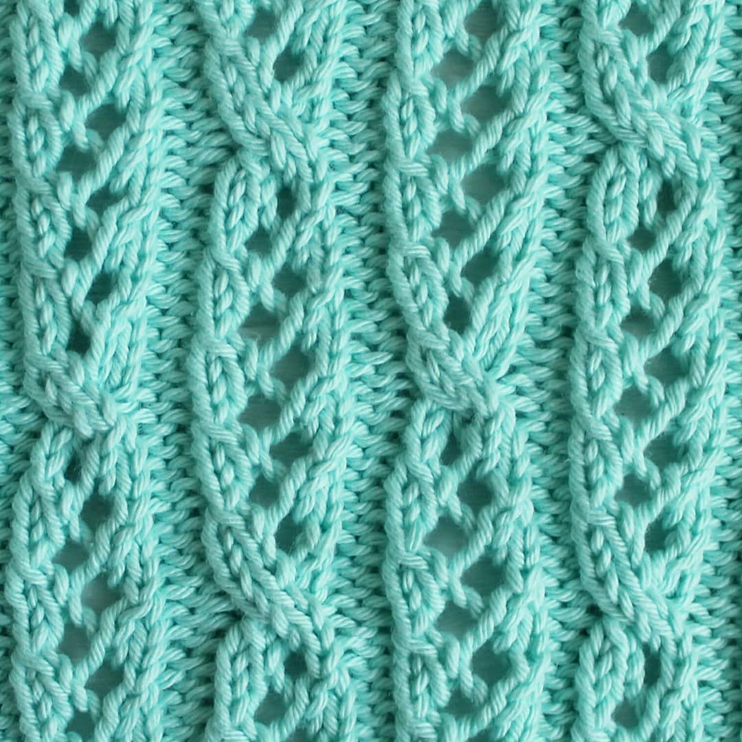 Free Knit Stitch for Eyelet Ribbons