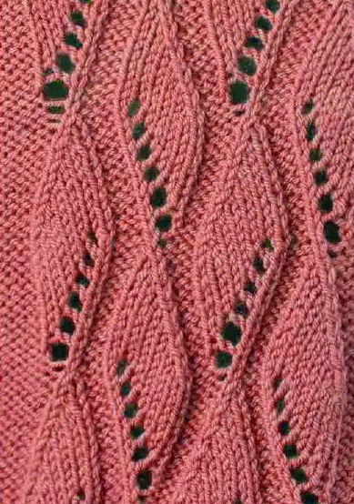 Free Knitting Stitch - Eyelet Diamond